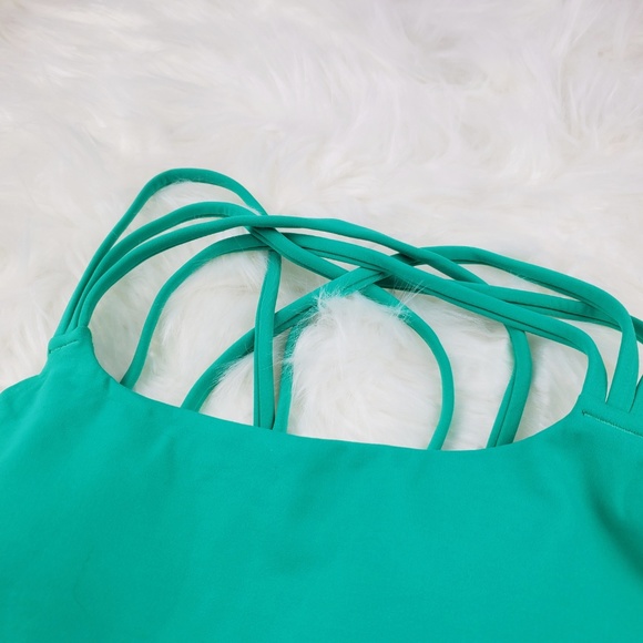 NWT Athleta Green Hyper Focused Bra - Picture 4 of 5